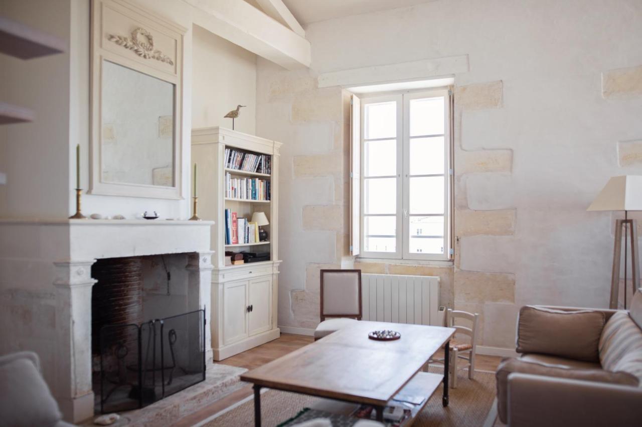XVIII Century Gem With Magnificent Views Of The Harbour With A Private Garage Apartman Saint-Martin-de-Ré Kültér fotó
